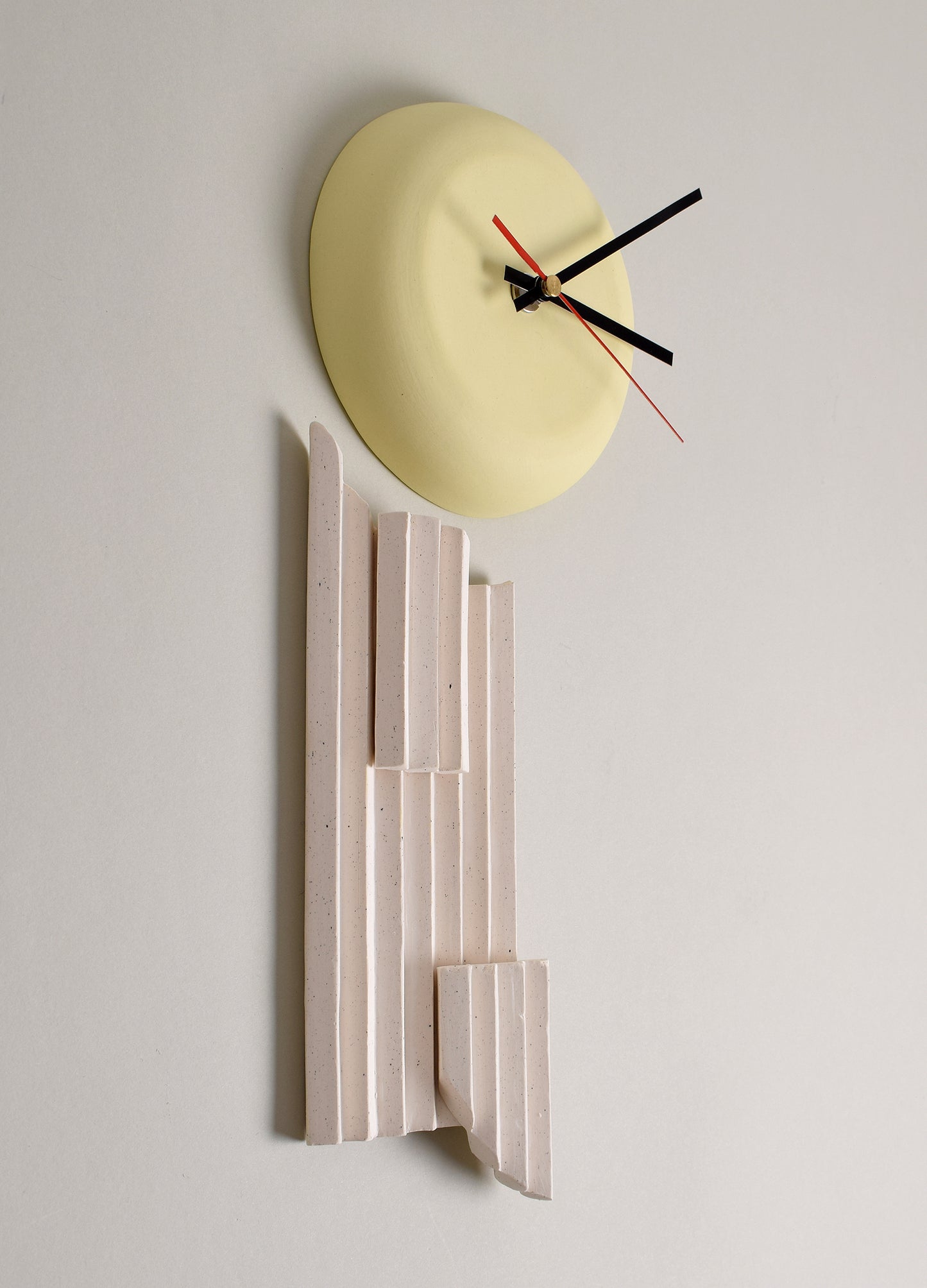 Tell Me Time, Clock 2 - uniikki keraaminen seinäkello